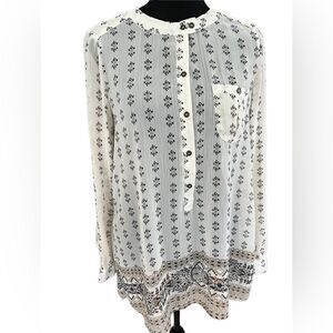 Knox Rose semi sheer ivory print tunic with button collar, button front sz XS.